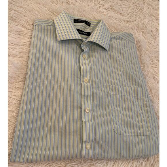 NAUTICA Dress Shirt Button-up Long Sleeves Men Sz 16 1/2 34/35 Slightly Used - Picture 2 of 8